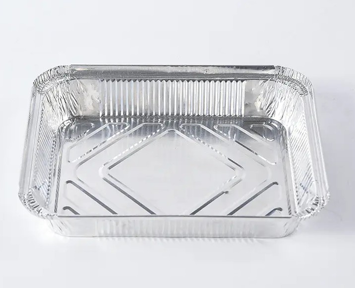 Utforska de olika storlekarna och formerna på matbehållare av aluminiumfolie